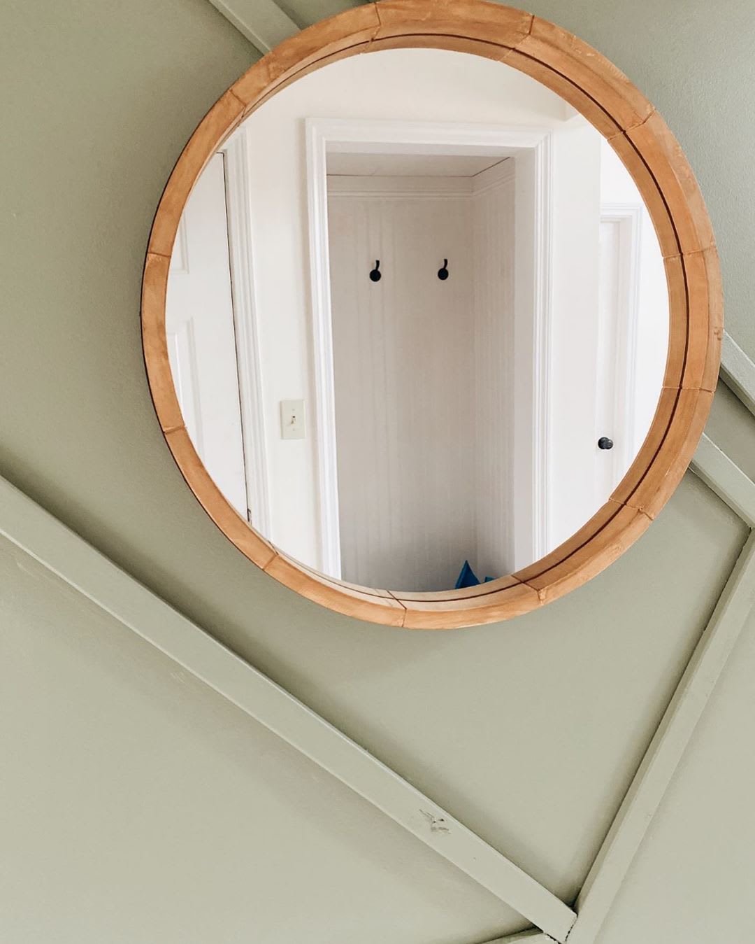 Accent wall idea with mirror