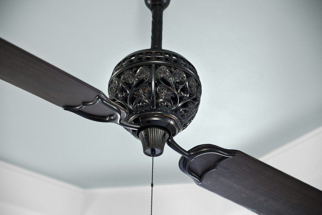 Hunter Fan Company vintage ceiling fan without light